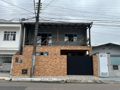 Sobrado com 2 Quartos à venda, 98m² no São João, Itajaí