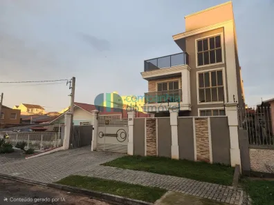 Sobrado com 3 Quartos à venda, 130m² no Uberaba, Curitiba