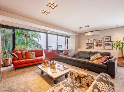 Casa com 3 Quartos à venda, 280m² no Bela Vista, Porto Alegre