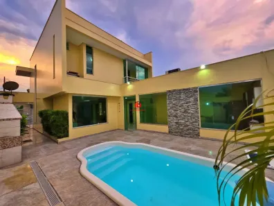 Sobrado com 4 Quartos à venda, 226m² no Colônia Terra Nova, Manaus