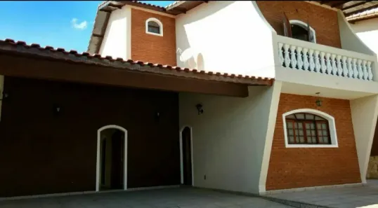 Sobrado com 3 Quartos à venda, 200m² no Jardim Estela, Poá
