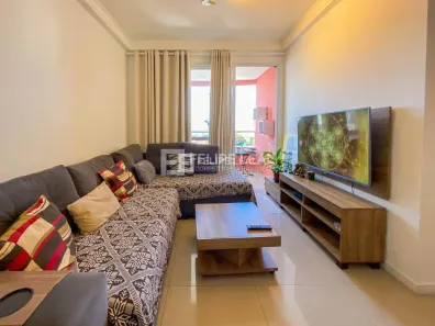 Apartamento com 2 Quartos à venda, 74m² no Barreiros, São José