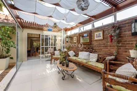 Casa de Condomínio com 5 Quartos à venda, 196m² no Cristal, Porto Alegre