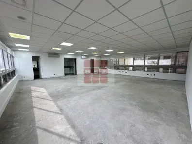 Sala Comercial para alugar, 118m² no Jardim Europa, São Paulo