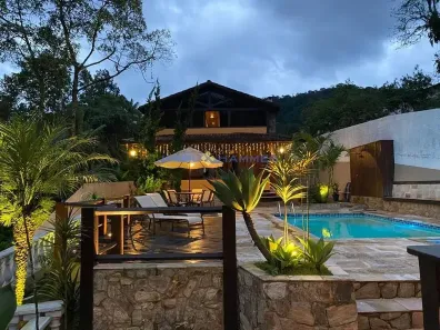 Casa com 4 Quartos à venda, 392m² no Bingen, Petrópolis