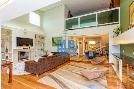 Casa com 4 Quartos à venda, 380m² no Santo Amaro, São Paulo