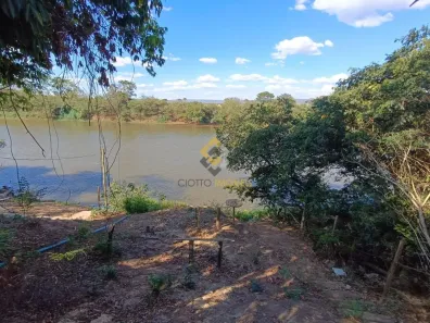 Fazenda/Sítio com 3 Quartos à venda, 100m² no , Várzea da Palma