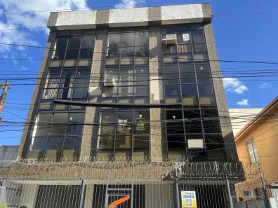 Galpão/Depósito/Armazém com 1 Quarto à venda, 260m² no Floresta, Porto Alegre