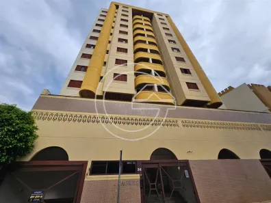 Apartamento com 2 Quartos para alugar, 10m² no Centro, Marília