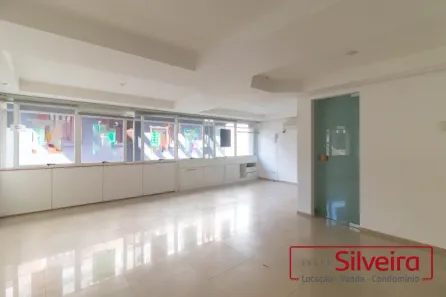 Sala Comercial para venda ou aluguel, 46m² no Independência, Porto Alegre