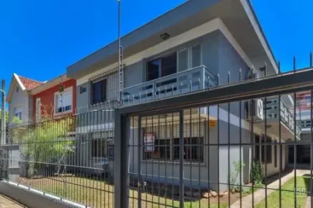 Casa com 7 Quartos à venda, 330m² no Vila Ipiranga, Porto Alegre
