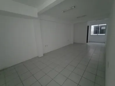 Sala Comercial para alugar, 35m² no Joaquim Távora, Fortaleza