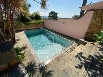 Casa com 4 Quartos à venda, 121m² no Praia da Bandeira, Rio de Janeiro