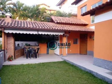 Casa de Condomínio com 4 Quartos à venda, 227m² no Sapê, Niterói