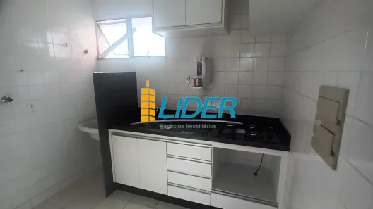 Apartamento com 2 Quartos para alugar, 47m² no Chácaras Tubalina e Quartel, Uberlândia