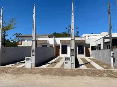 Casa com 2 Quartos à venda, 58m² no Espinheiros, Joinville