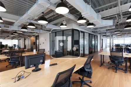 Sala Comercial para alugar, 900m² no Itaim Bibi, São Paulo