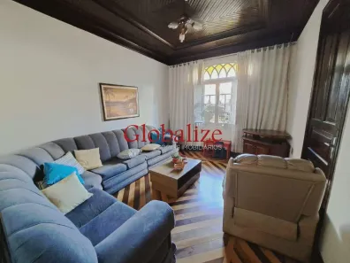 Sobrado com 3 Quartos à venda, 167m² no Vila Mathias, Santos