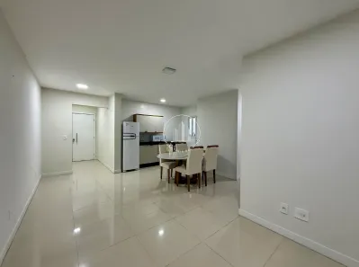 Apartamento com 2 Quartos à venda, 78m² no Barreiros, São José