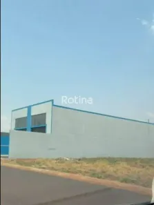 Galpão/Depósito/Armazém para alugar, 250m² no Novo Mundo, Uberlândia