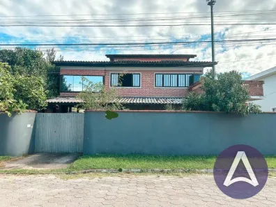 Casa com 4 Quartos à venda, 135m² no Campeche, Florianópolis