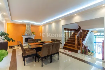 Sobrado com 3 Quartos à venda, 420m² no Vila Albertina, São Paulo