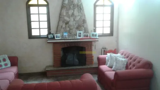 Sobrado com 4 Quartos à venda, 190m² no Conjunto Residencial Santa Terezinha, São Paulo
