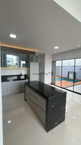 Casa de Condomínio com 3 Quartos à venda, 158m² no Jardins Bolonha, Senador Canedo