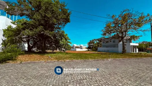 Lote/Terreno à venda, 300m² no Lagoa Redonda, Fortaleza