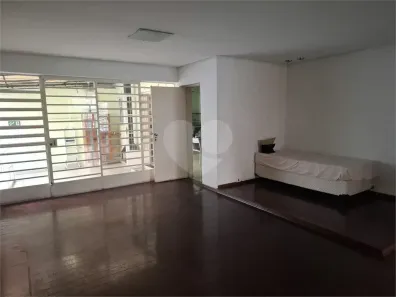 Casa com 3 Quartos para venda ou aluguel, 240m² no Vila Mariana, São Paulo