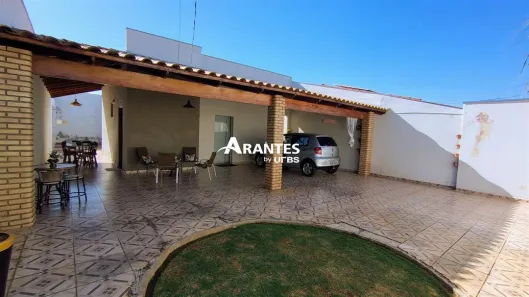 Casa de Condomínio com 2 Quartos à venda, 150m² no Jardim Holanda, Uberlândia