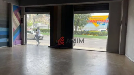 Ponto Comercial à venda, 80m² no Centro, Niterói