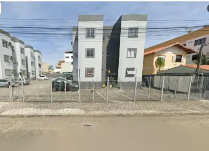 Apartamento com 2 Quartos para alugar, 60m² no Parque Aurora, Campos dos Goytacazes