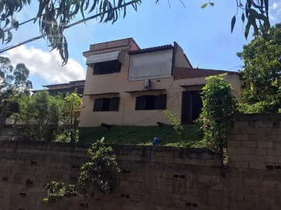 Casa com 6 Quartos à venda, 450m² no Governador Portela, Miguel Pereira
