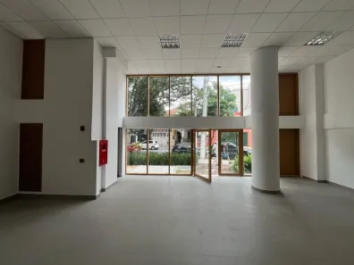 Ponto Comercial para alugar, 219m² no Água Branca, São Paulo
