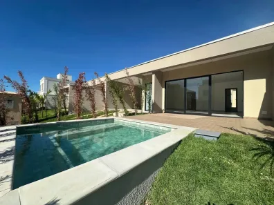 Casa com 3 Quartos à venda, 172m² no Residencial Jardins Lyon, Aparecida de Goiânia