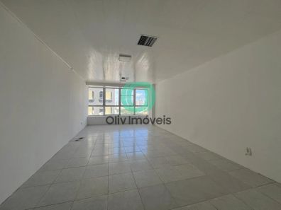 Sala Comercial à venda, 96m² no Centro, Fortaleza