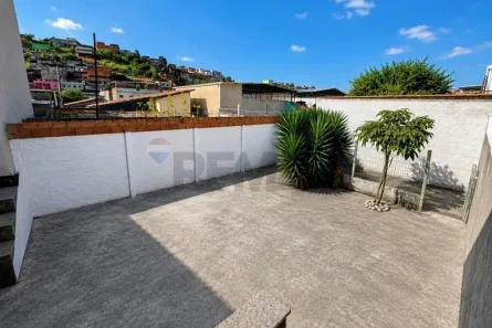 Casa com 3 Quartos à venda, 120m² no São Judas Tadeu, Juiz de Fora