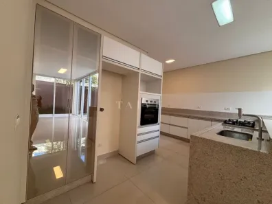 Casa de Condomínio com 4 Quartos para alugar, 330m² no Esperança, Londrina