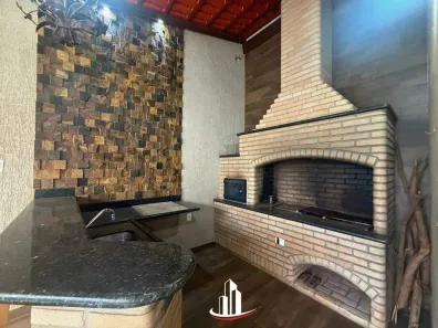 Casa com 3 Quartos à venda, 180m² no Conjunto Uberaba, Uberaba