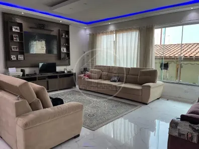 Sobrado com 4 Quartos à venda, 238m² no Rio Bonito, São Paulo