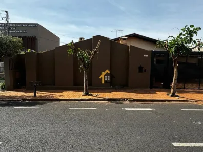 Casa com 4 Quartos para alugar, 260m² no Vila Redentora, São José do Rio Preto