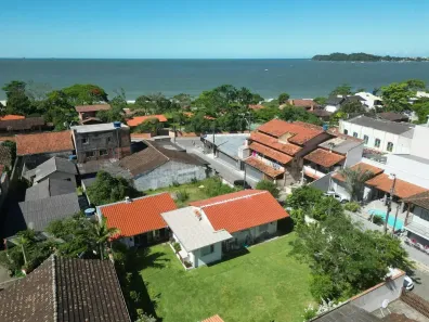 Casa com 2 Quartos à venda, 90m² no Armação, Penha