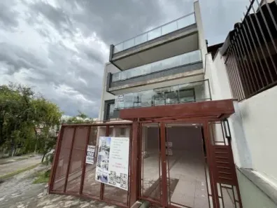 Apartamento com 2 Quartos à venda, 74m² no Três Figueiras, Porto Alegre