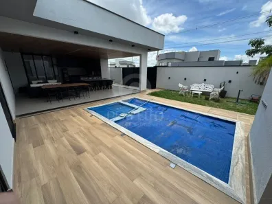 Casa com 3 Quartos à venda, 215m² no Parque Residencial Terras de Yucatan, Monte Mor