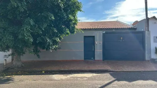 Casa com 3 Quartos à venda, 192m² no Jardim Imá, Campo Grande