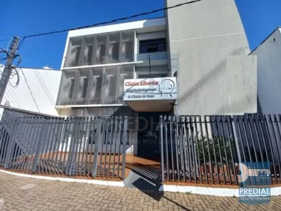 Sala Comercial para alugar, 1m² no Centro, São Carlos