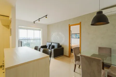 Apartamento com 1 Quarto para alugar, 56m² no Três Figueiras, Porto Alegre
