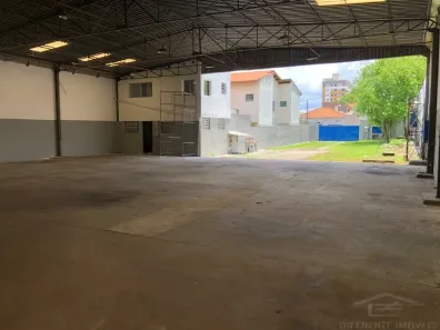 Galpão/Depósito/Armazém à venda, 825m² no Vila Moraes, São Paulo