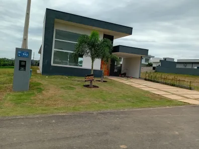 Casa de Condomínio com 3 Quartos à venda, 170m² no , Porangaba